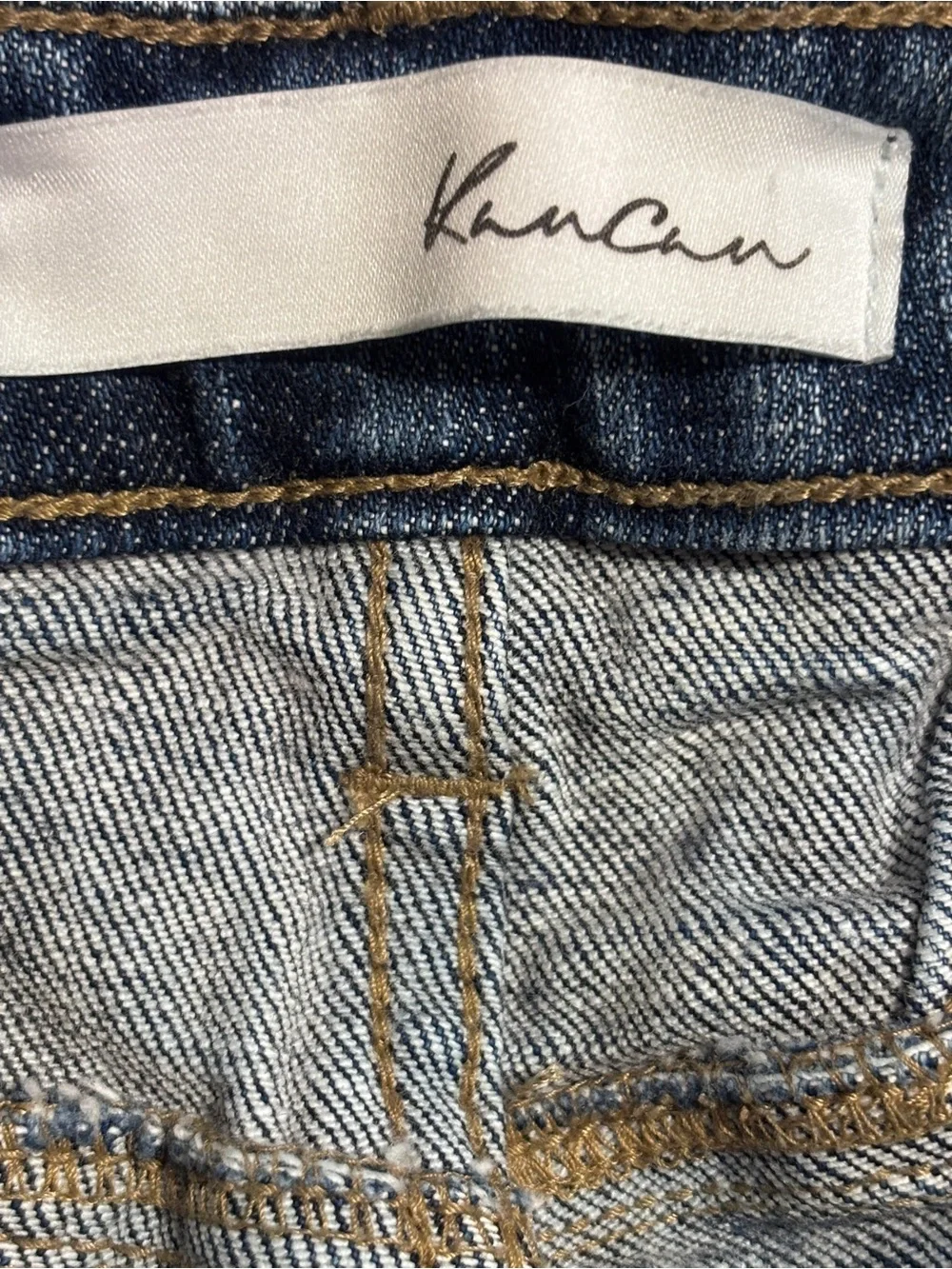 KanCan Estilo High Rise Distressed Mom Jeans 7/27